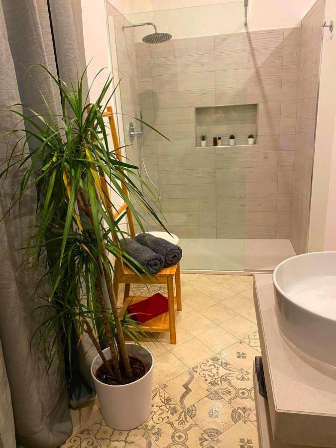 Casa Vacanza Sofa Hotel ซัสซารี ภายนอก รูปภาพ