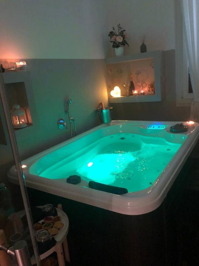 Casa Vacanza Sofa Hotel ซัสซารี ภายนอก รูปภาพ