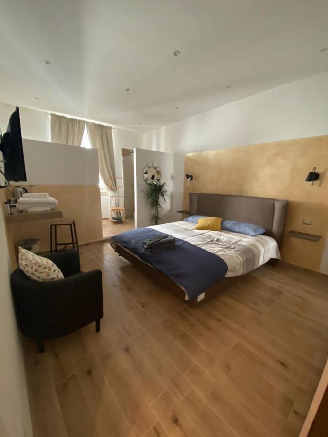 Casa Vacanza Sofa Hotel ซัสซารี ภายนอก รูปภาพ
